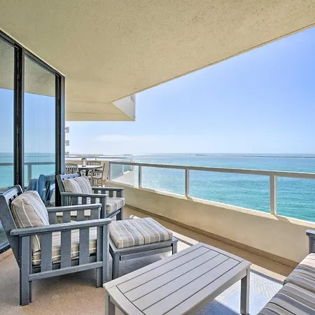 Gulf View Destin Condo With Resort Pool And Spa!